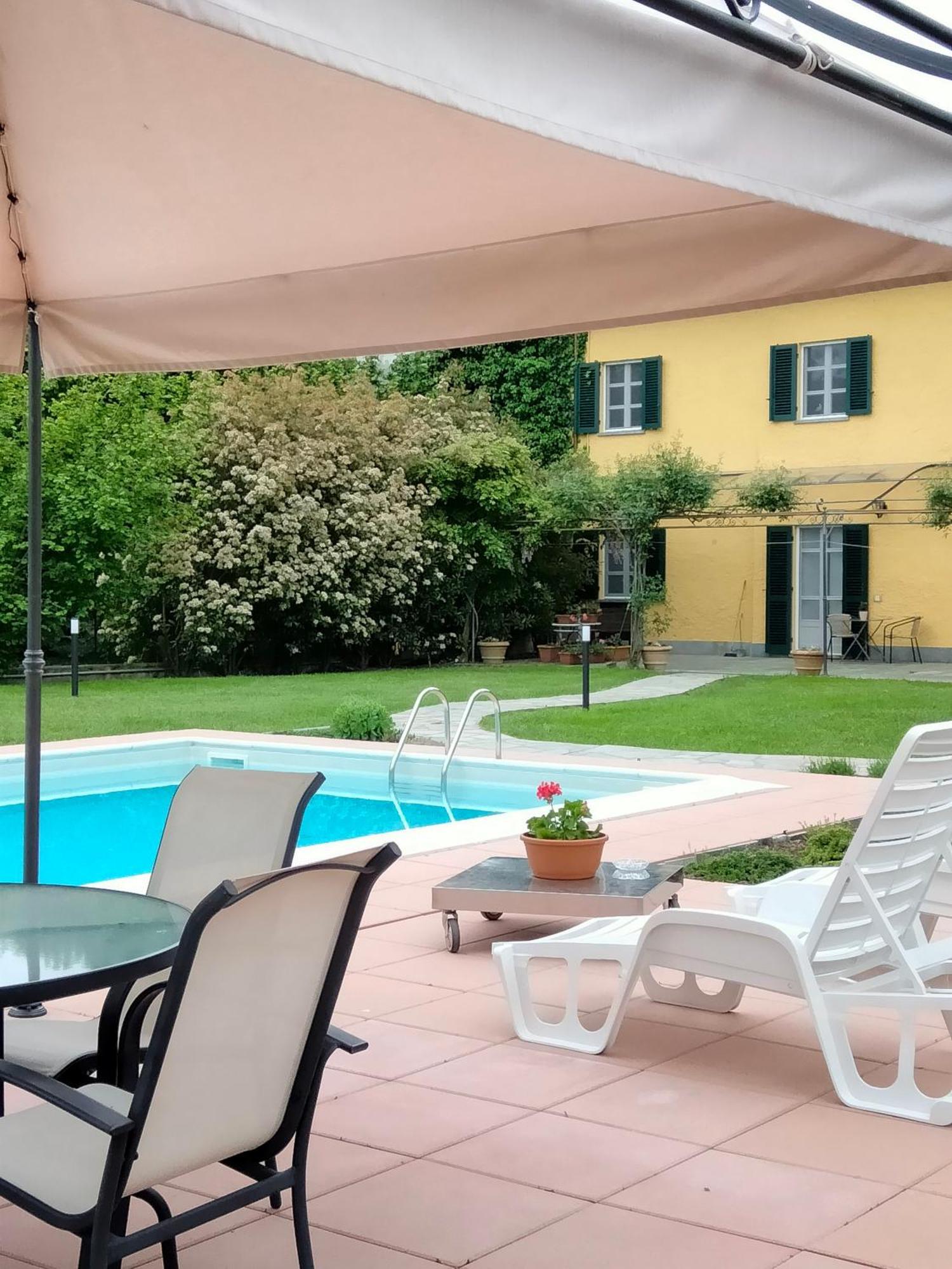 Bed&Breakfast Villa Camilla Ivrea Esterno foto